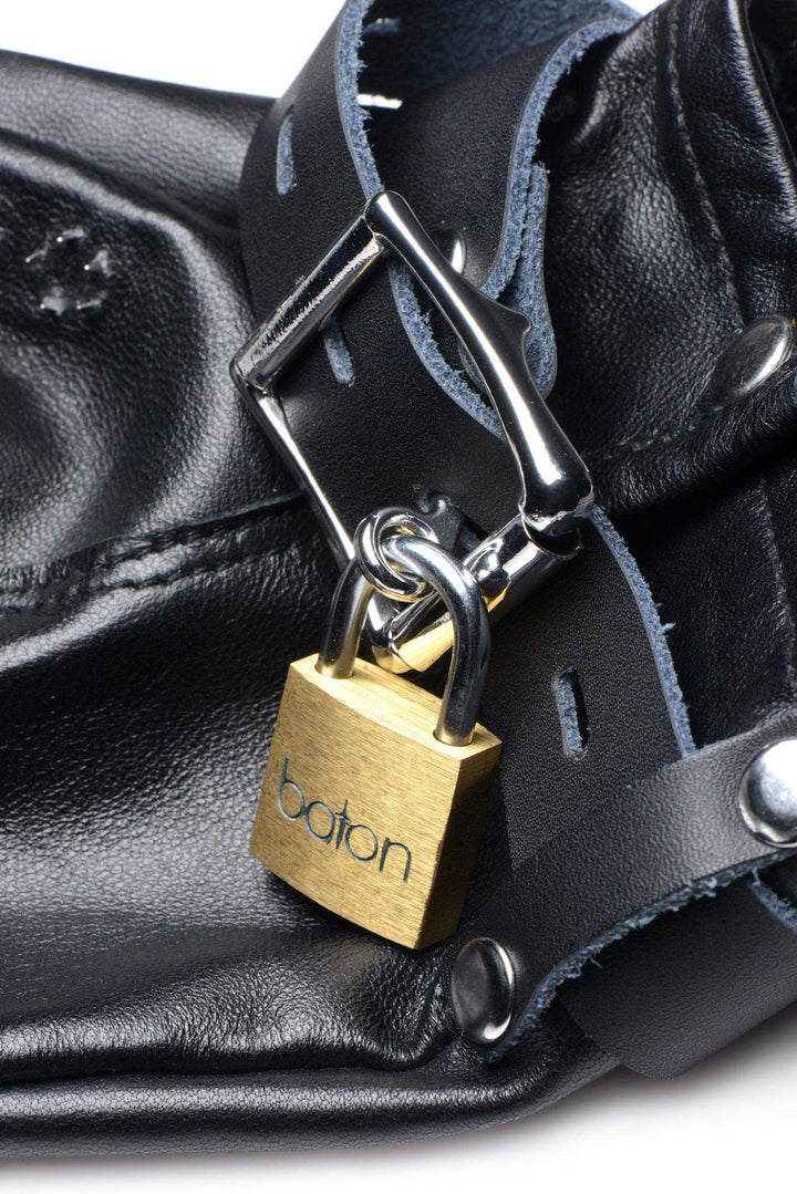 Locking Vampire Gloves - The Dildo Hub