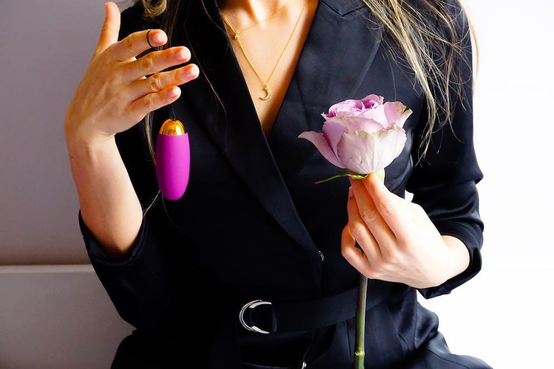 Bullet Vibrators: The Perfect First Toy - The Dildo Hub