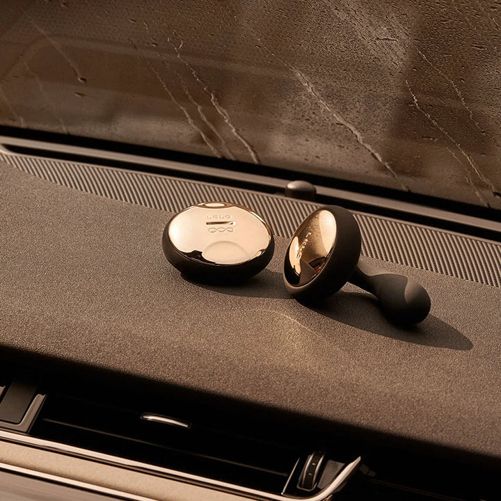 LELO IDA Remote-Controlled Rotating Couples Vibrator detail
