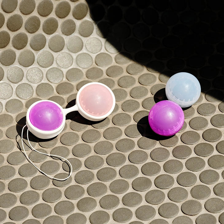 LELO Beads Weighted Kegel Balls detail